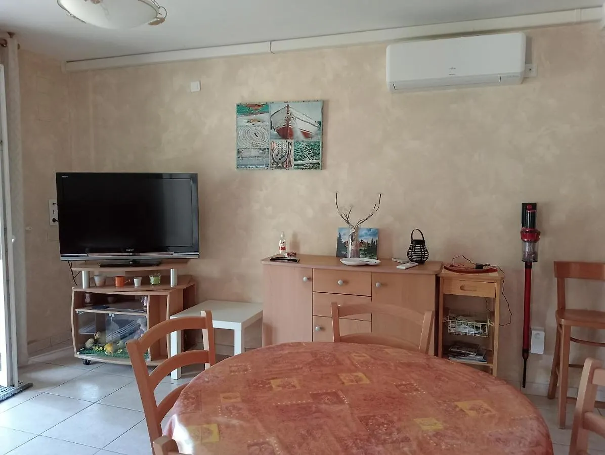 Appartement Repos Et Calme à Montain 0*,